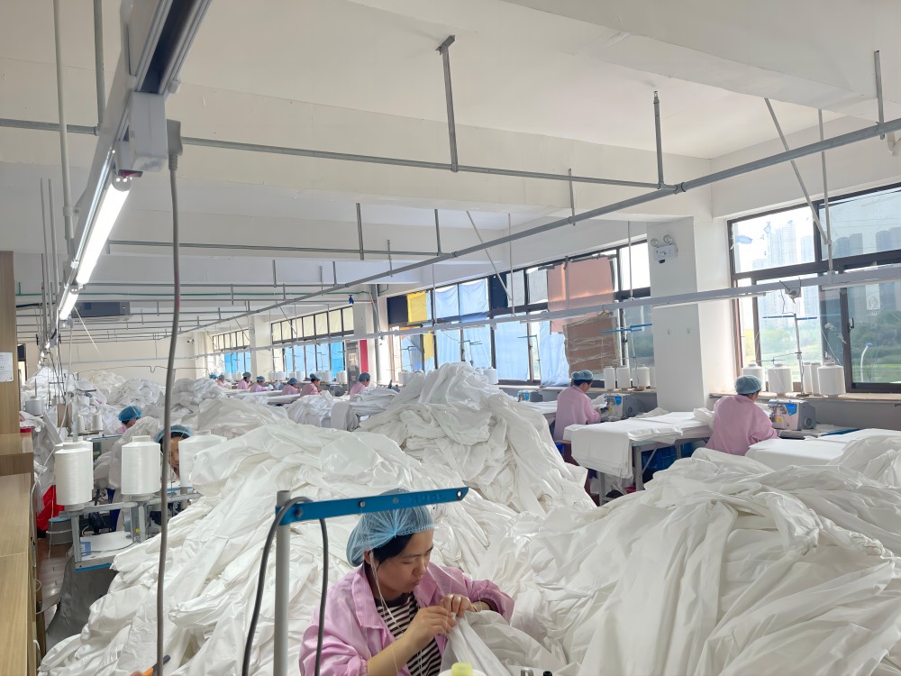 disposable-coverall-factory